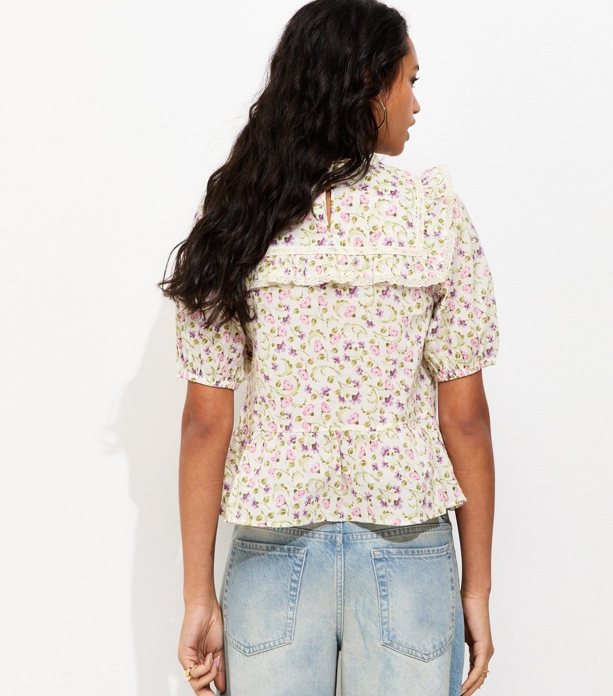 New Look Women's Cream Floral Lace Yoke Puff Sleeve Blouse New Look - 4