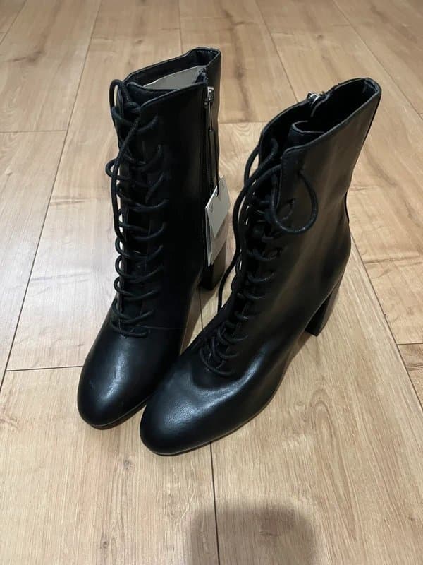 Bershka Bershka lace up boots