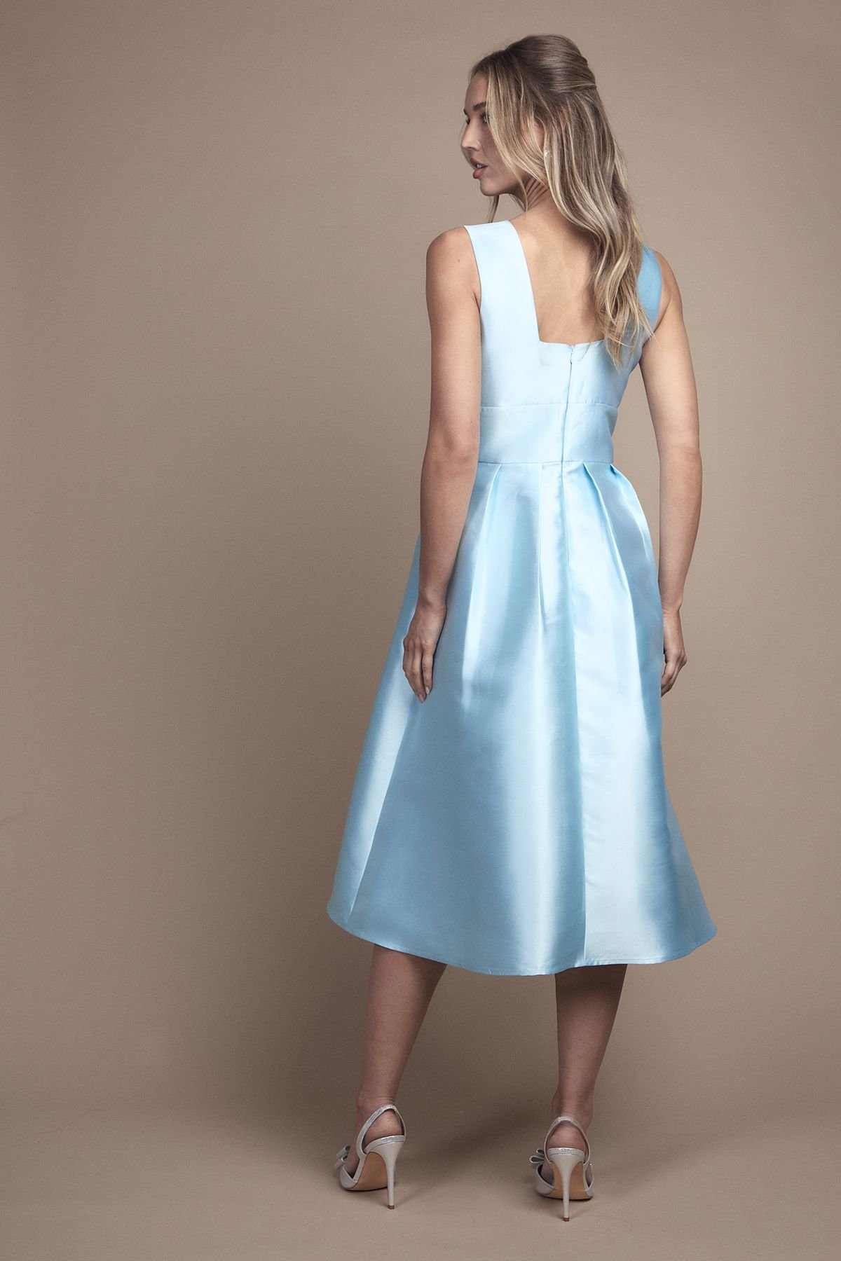 Coast Coast Women's Plunge Neck Structured Twill Midi Bridesmaid Dress in Pale Blue - 4
