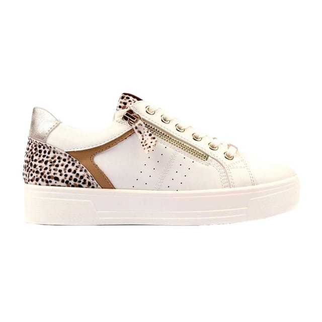 Lunar Lunar Women's Presley Trainers in White - 2
