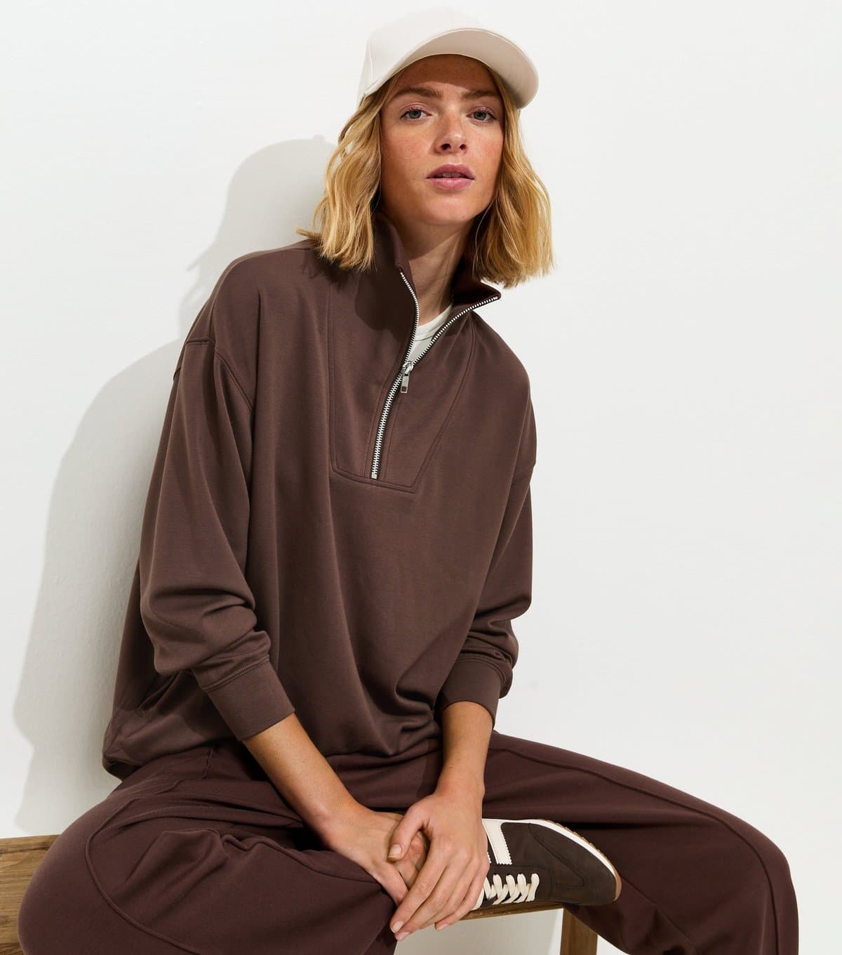 New Look Women's Premium Dark Brown Quarter Zip Sweatshirt New Look