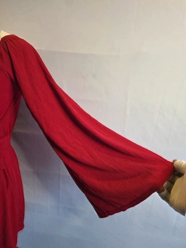 Boohoo Boohoo red Ribbed Long Sleeve Playsuit Jumpsuit UK 12 Flared sleeve Tie Waist