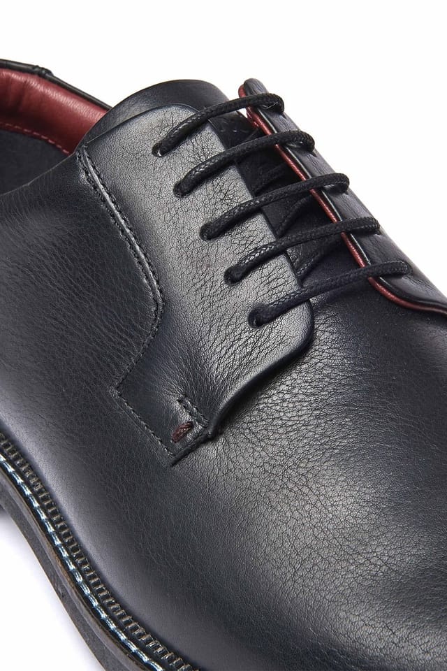 Moshulu Moshulu 'Casella' Men's Leather Derby Shoes in Black - 2
