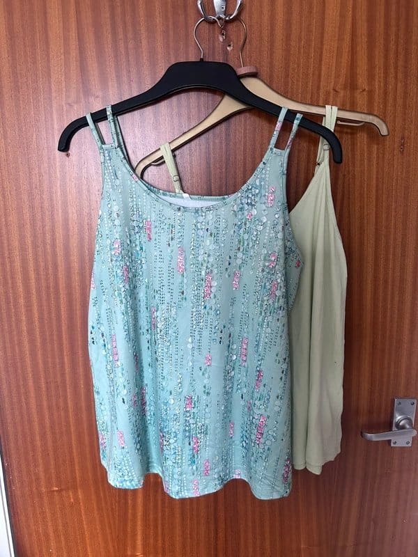 New Look Mint Floral Strap Top Bundle