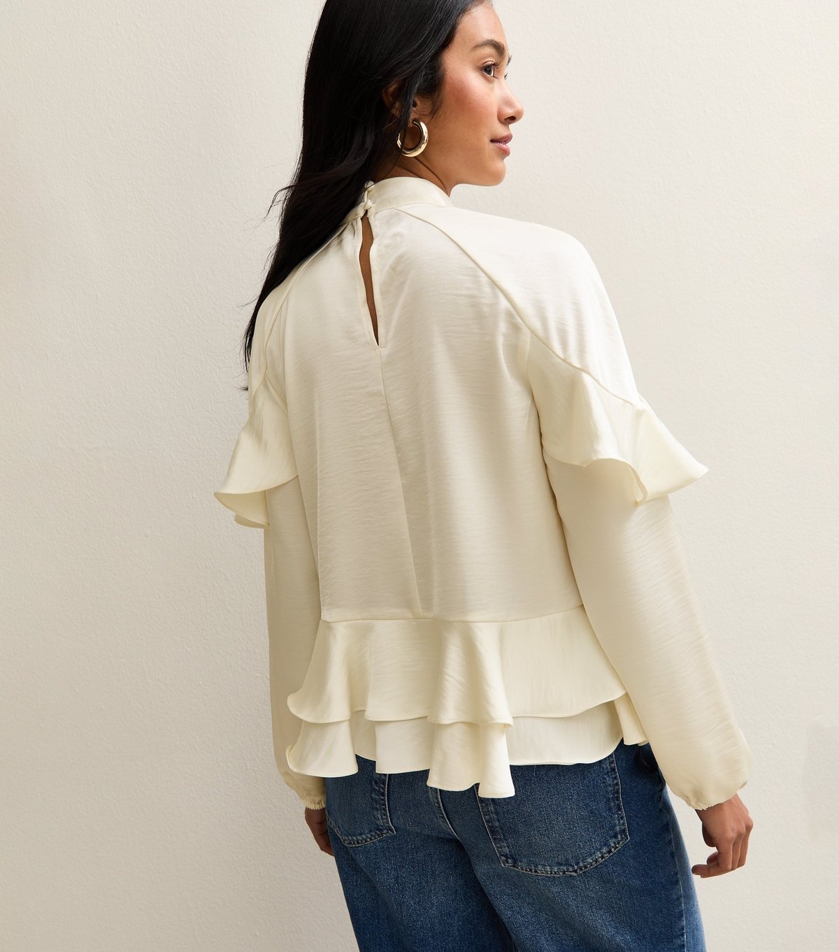 New Look Women's Off White Satin Frill Raglan Blouse New Look - 4