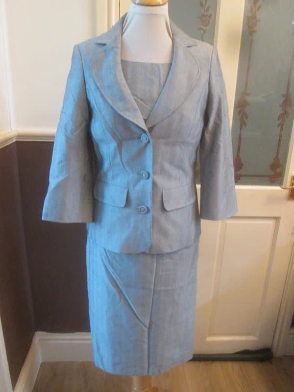 Laura Ashley Laura Ashley size 8 tailored Dress Good condition & Jacket Brand new with tags