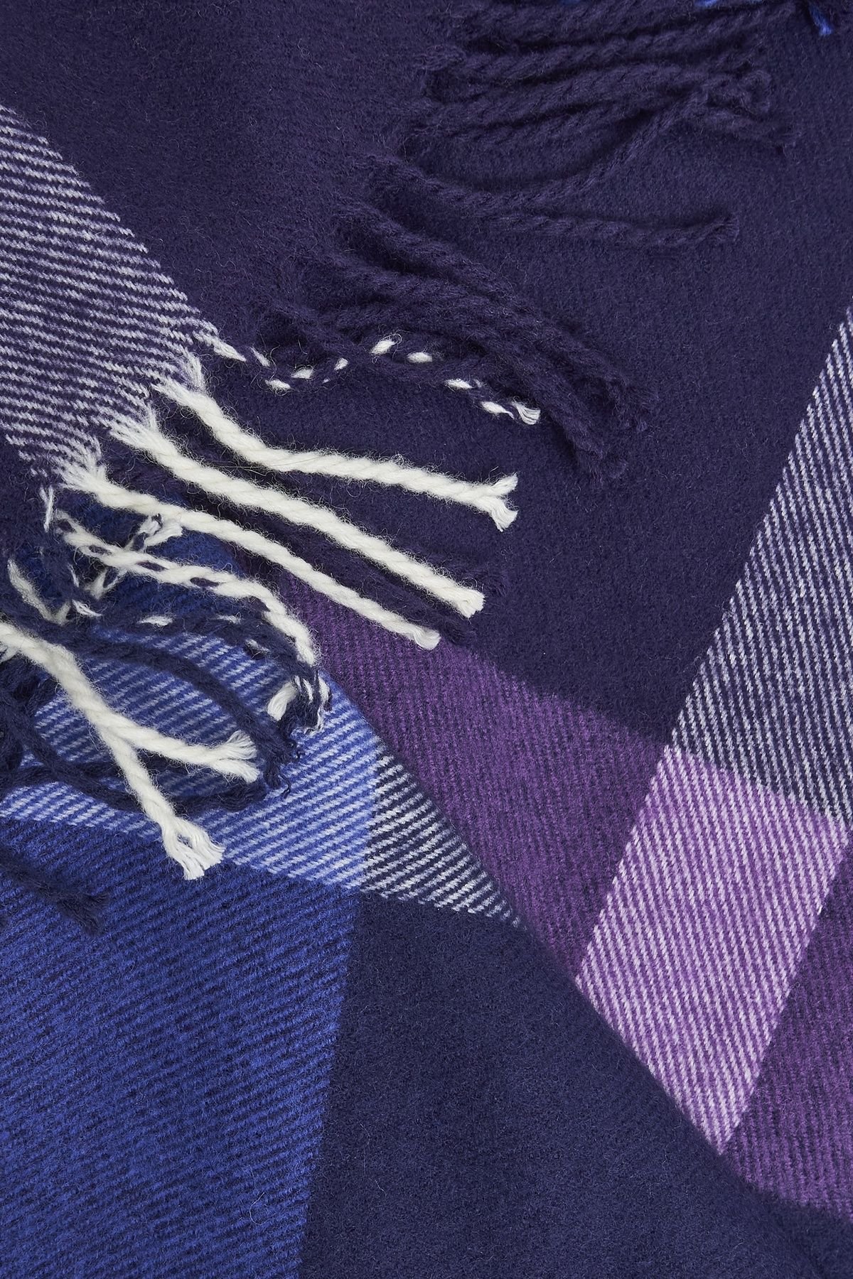 Hobbs London Hobbs London Women's Jess Checked Scarf in Grape - 4