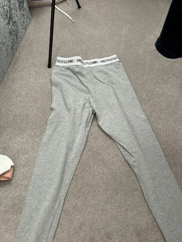 PrettyLittleThing grey pretty little thing leggings - 1
