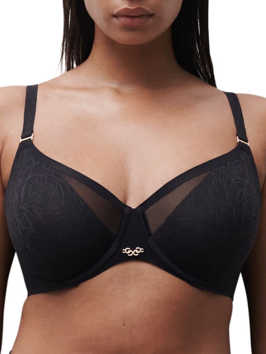 Chantelle Chantelle Women's Pure Lace Covering Moulded Bra in Black