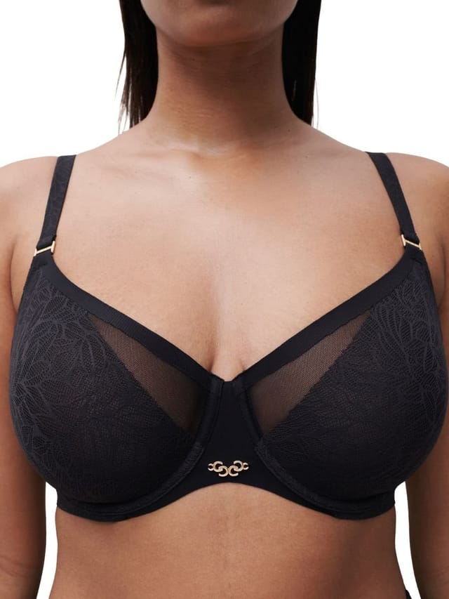 Chantelle Chantelle Women's Pure Lace Covering Moulded Bra in Black - 3