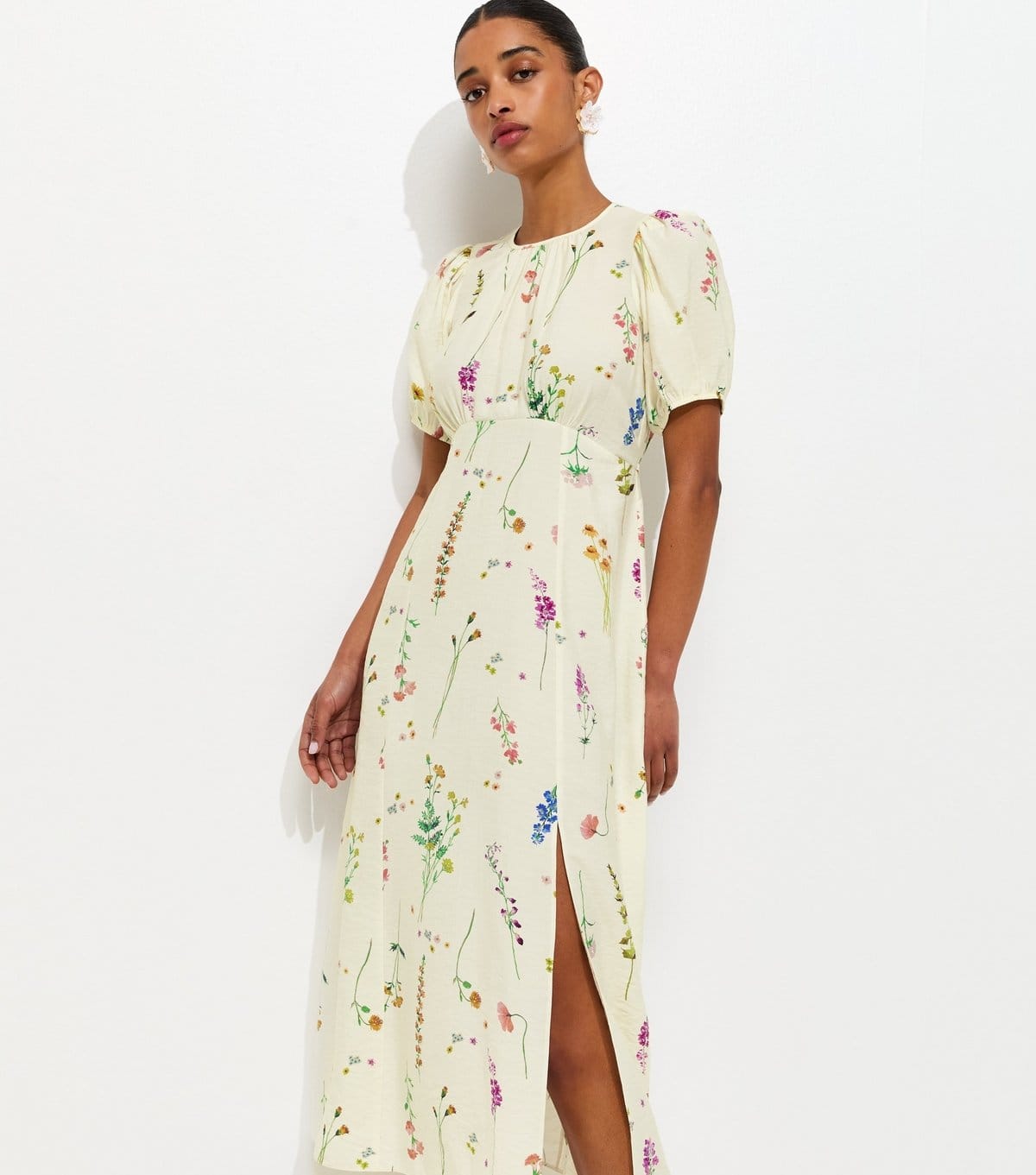 New Look Cream Floral Print Midi Dress