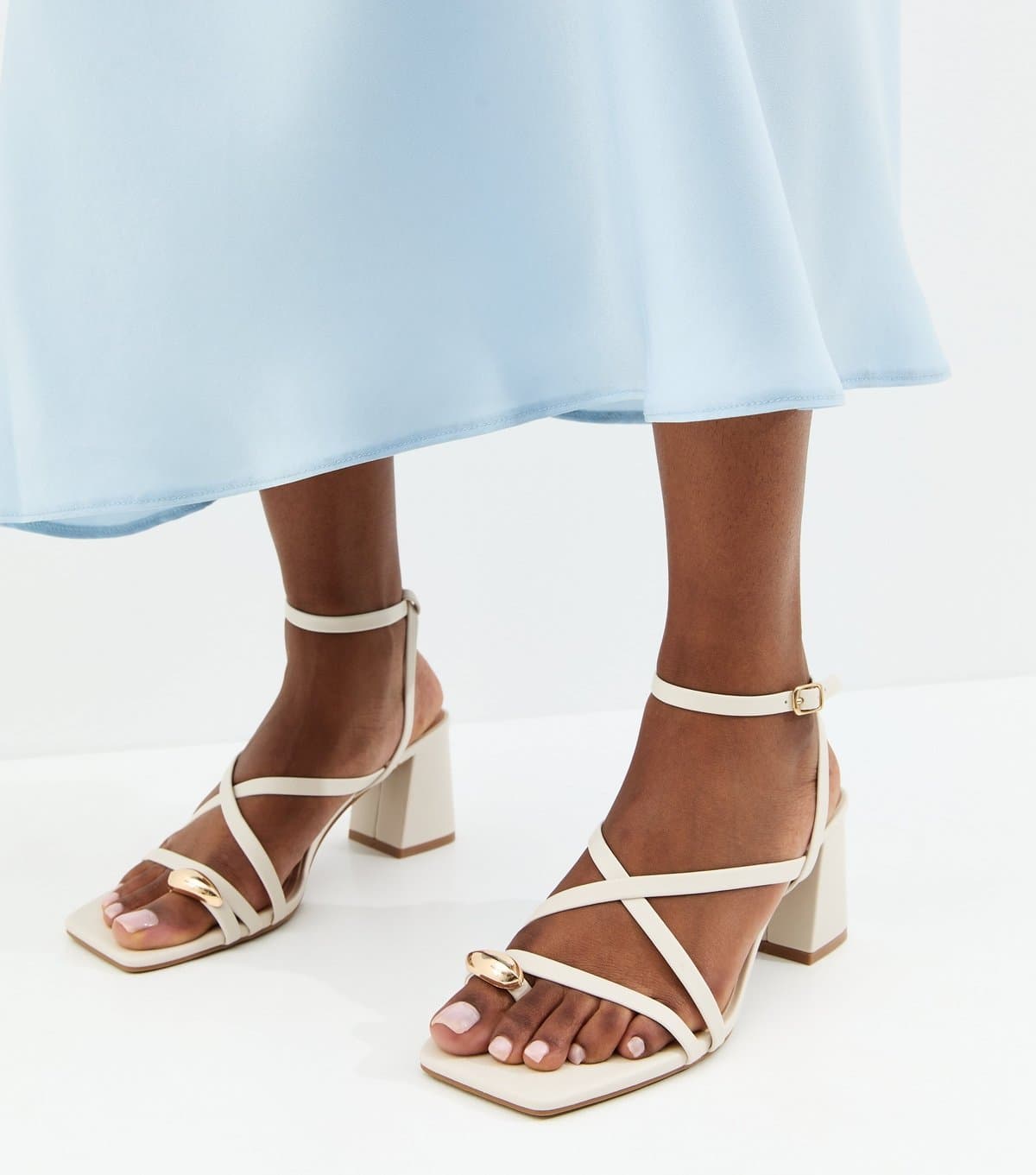 New Look Women's Off White Faux Leather Metal Toe Loop Block Heel Sandals Vegan New Look