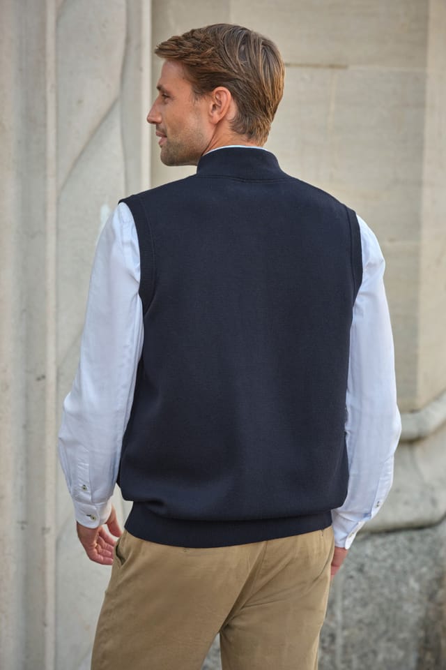 Pure Collection Pure Collection Men's Milano Zip Gilet in Navy - 3