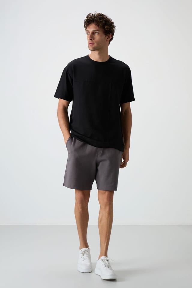 Tommy Life Tommy Life Men's Oversized Jersey T-Shirt With Pocket in Black - 3