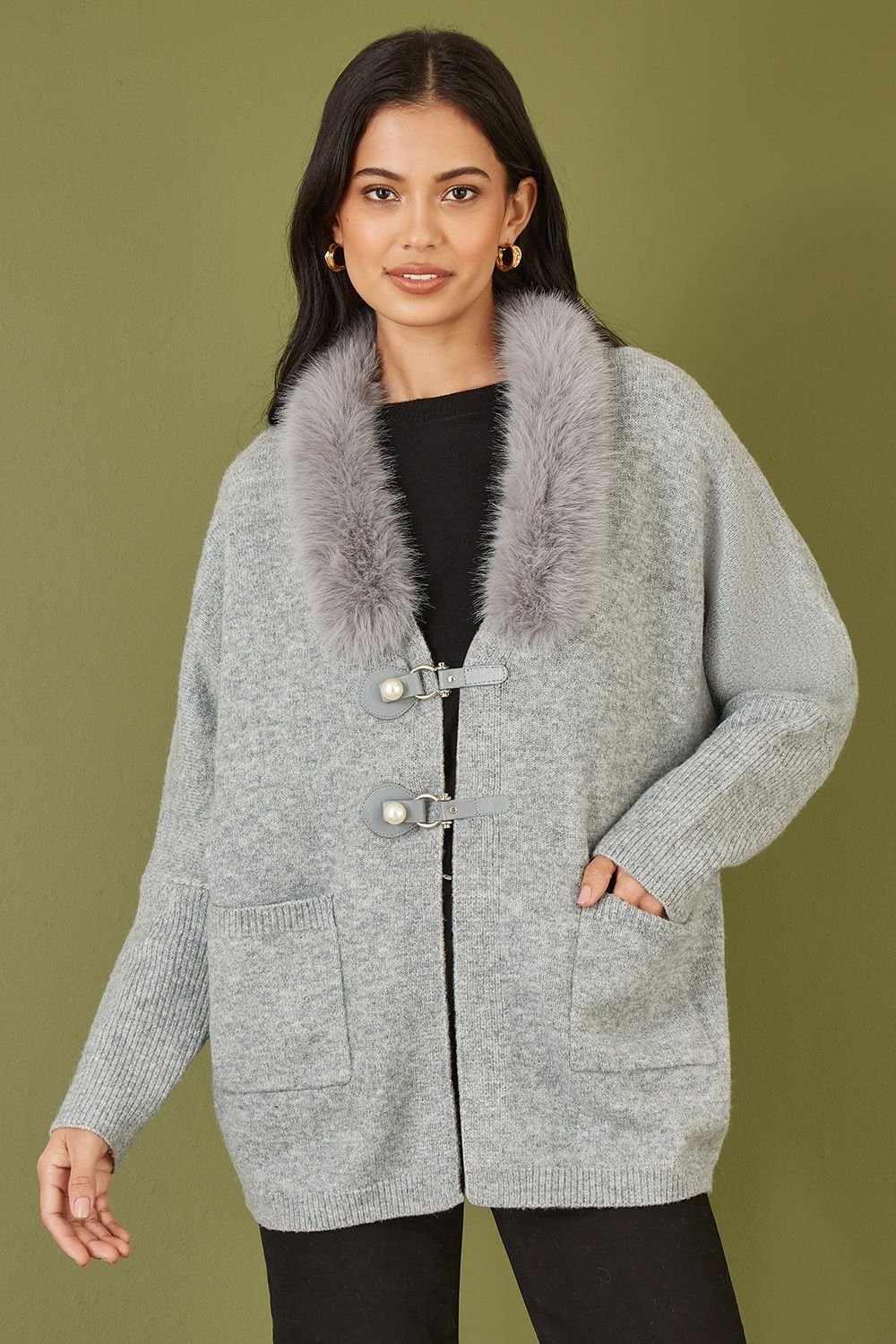 Yumi Yumi Women's Grey Cardigan With Detachable Fur Collar Trim - 2
