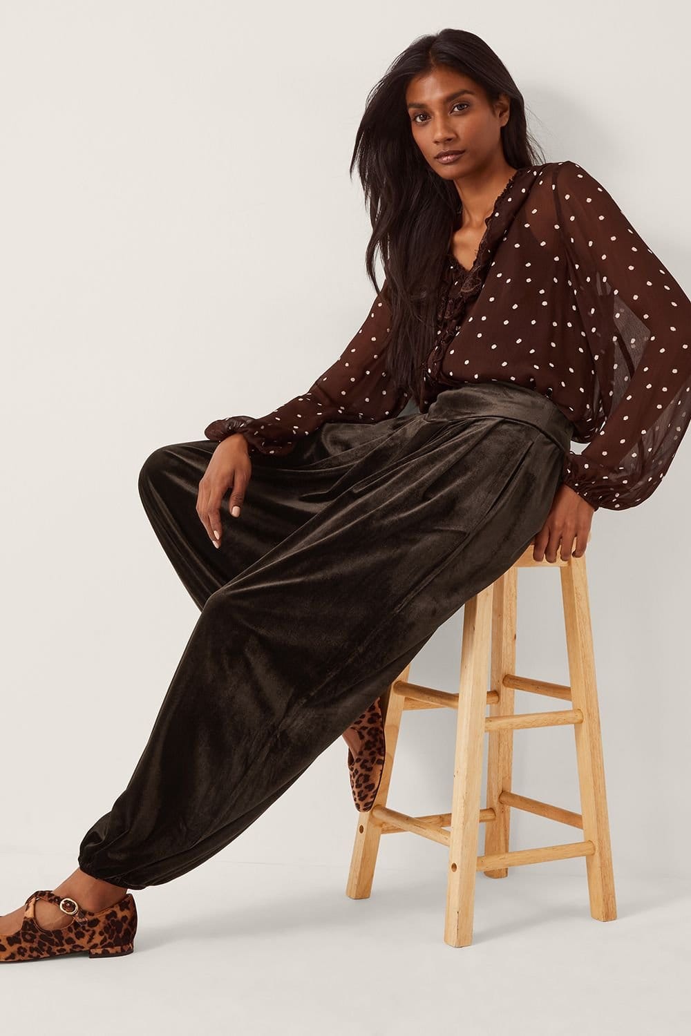 Monsoon Monsoon Women's Victoria Velvet Harem Trousers Brown in Chocolate - 4