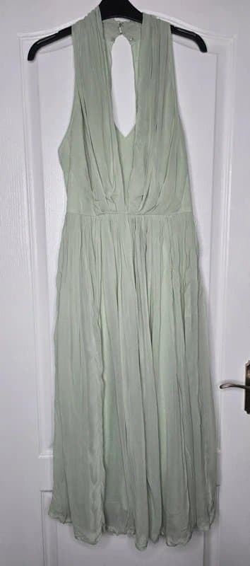 ASOS ASOS design pleated chiffon midi dress in sage green size 10
