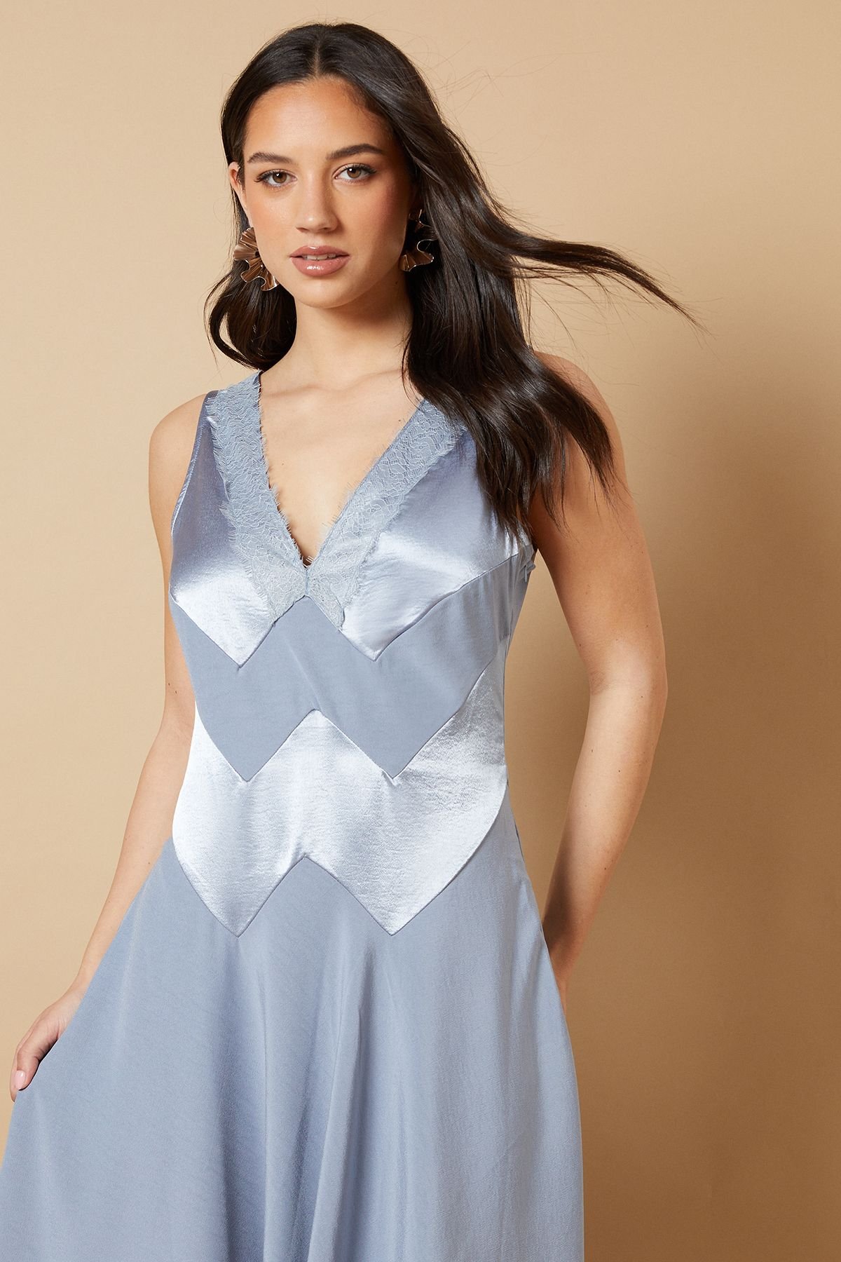 Oasis Oasis Women's V Neck Mesh Asymmetric Midi Dress in Blue - 4