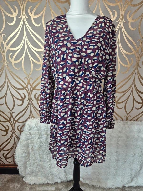 Pour Moi Pour moi dress size 16 lined long sleeve chiffon