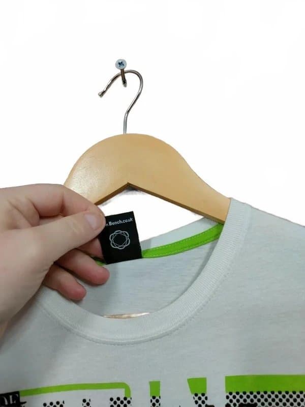 Bench Bench White Neon Green Cyber Surveillance Graphic T-Shirt Men's Size Small Y2K