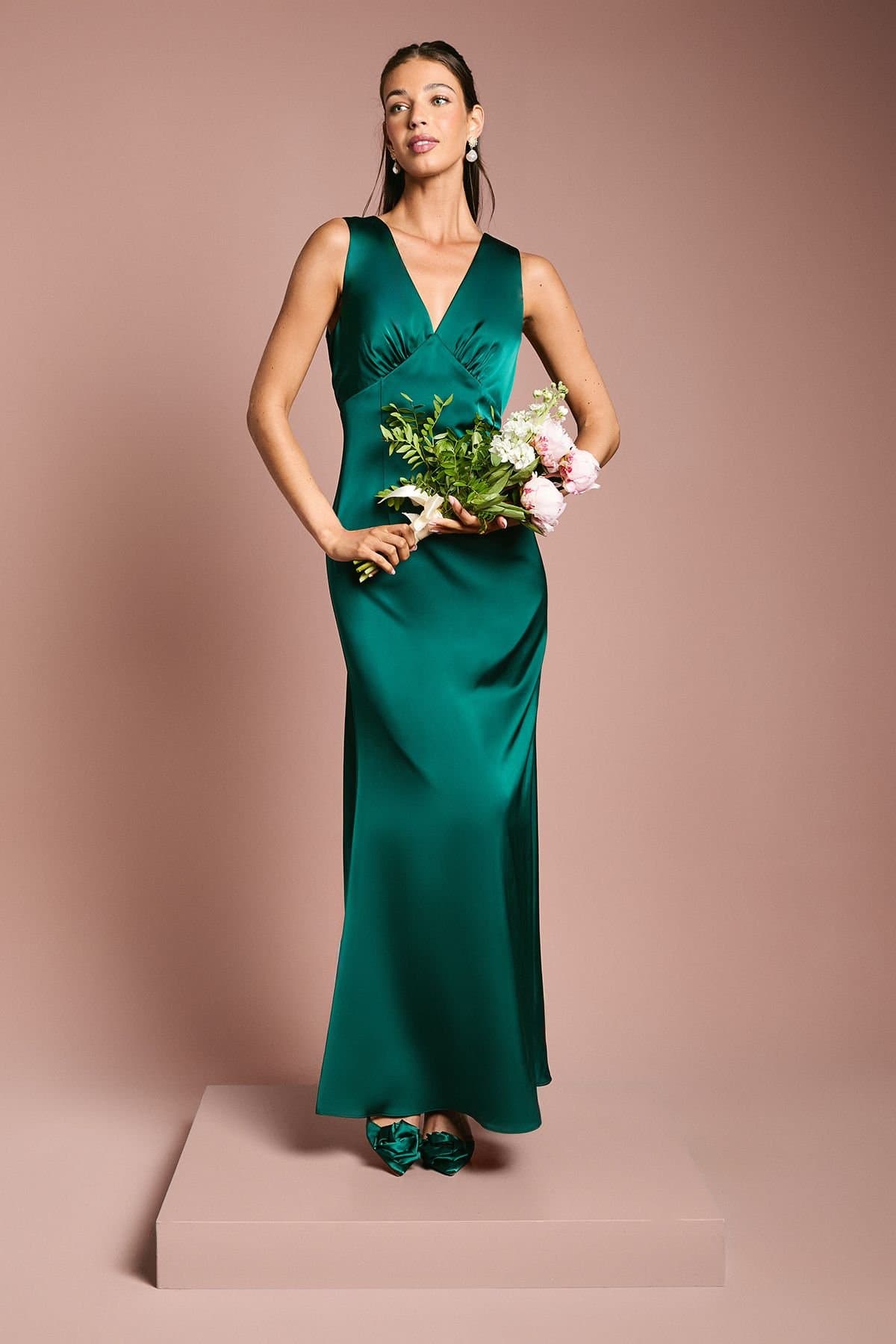 Coast Coast Women's Bow Back V Neck Satin Bridesmaid Dress in Emerald