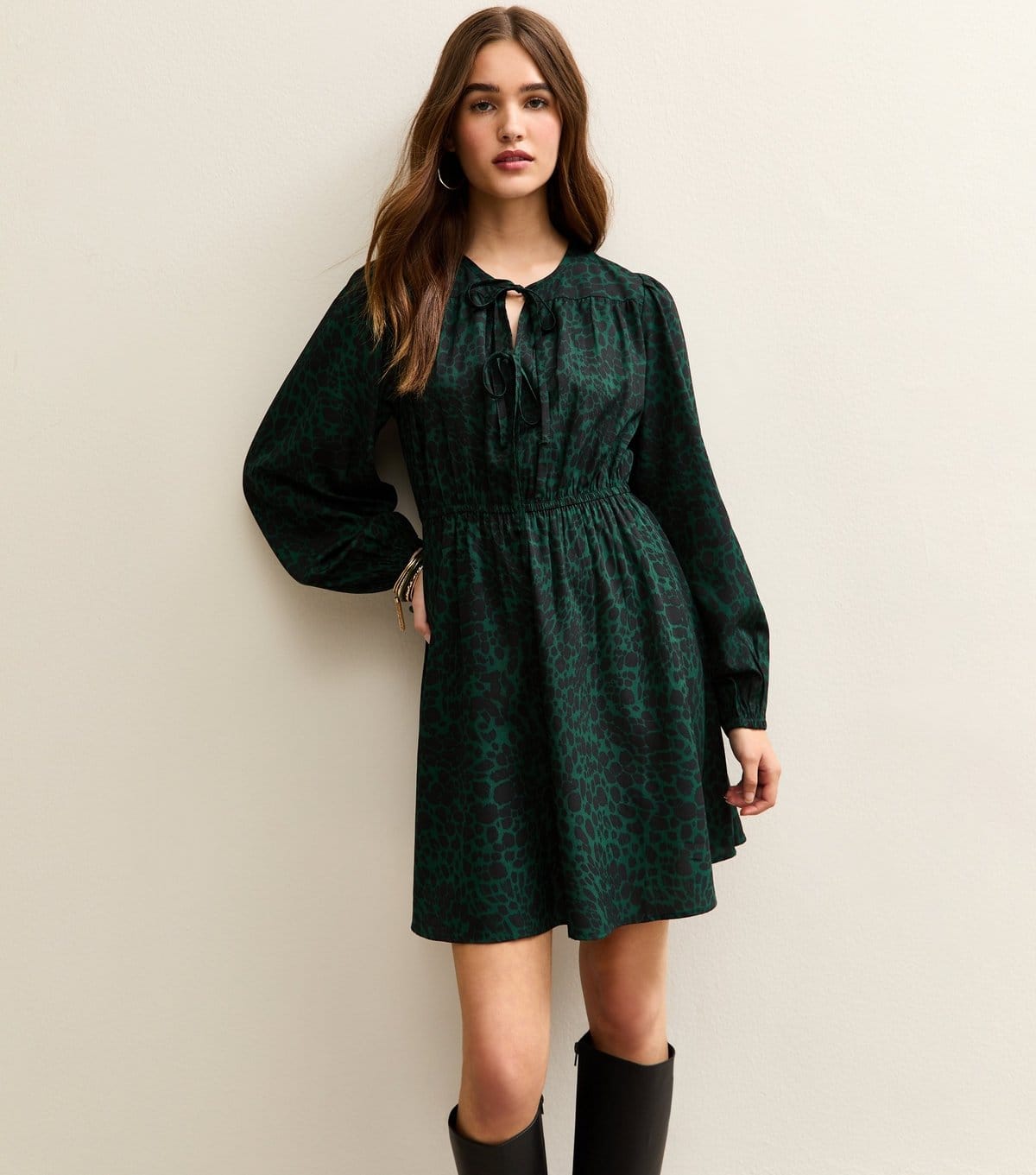New Look Green Animal Print Crepe Mini Smock Dress