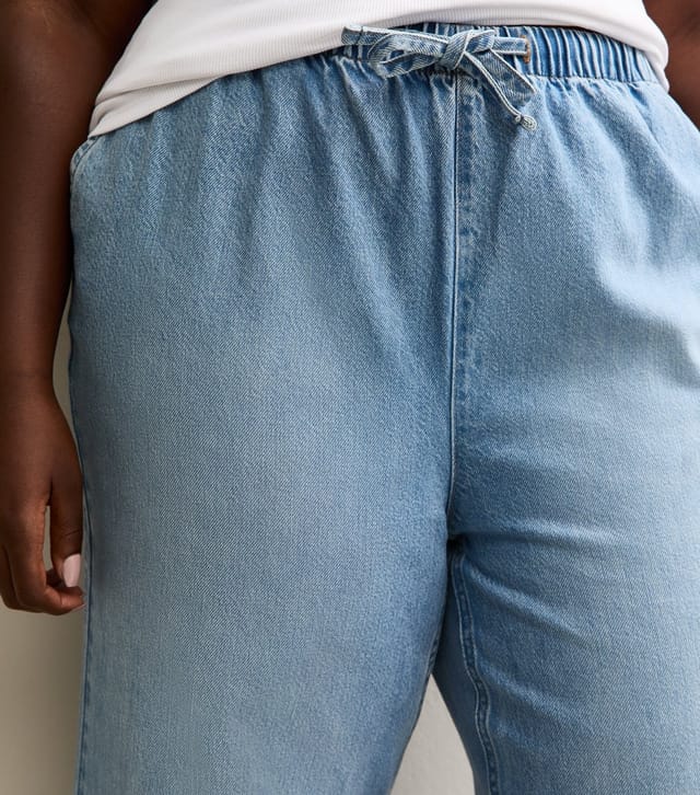 New Look Women's Plus Size Light Blue Drawstring Waist Pull On Wide Leg Jeans Curves New Look - 2