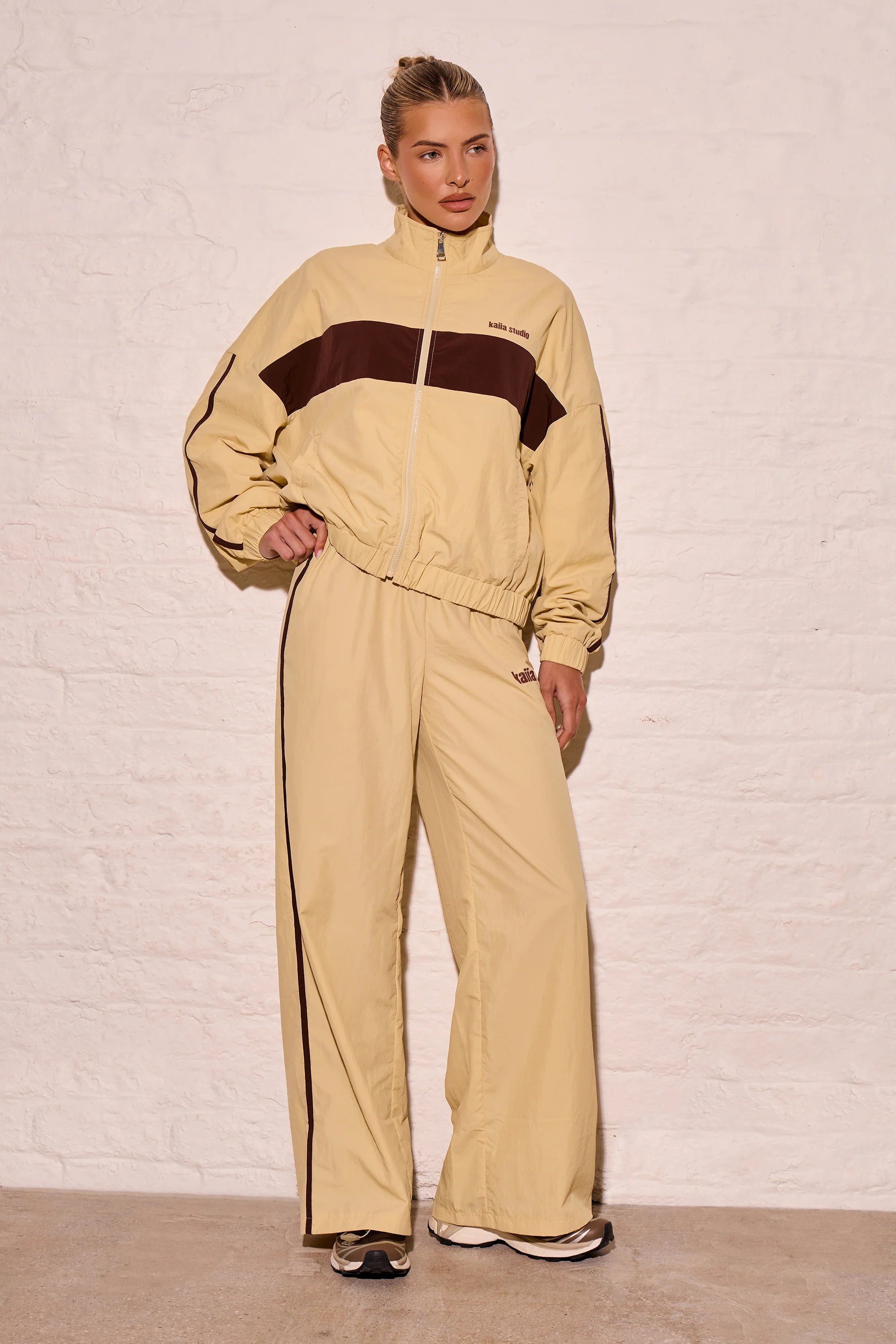 Kaiia Kaiia Woven Windbreaker Zip Up Jacket Yellow & Biscuit - 3