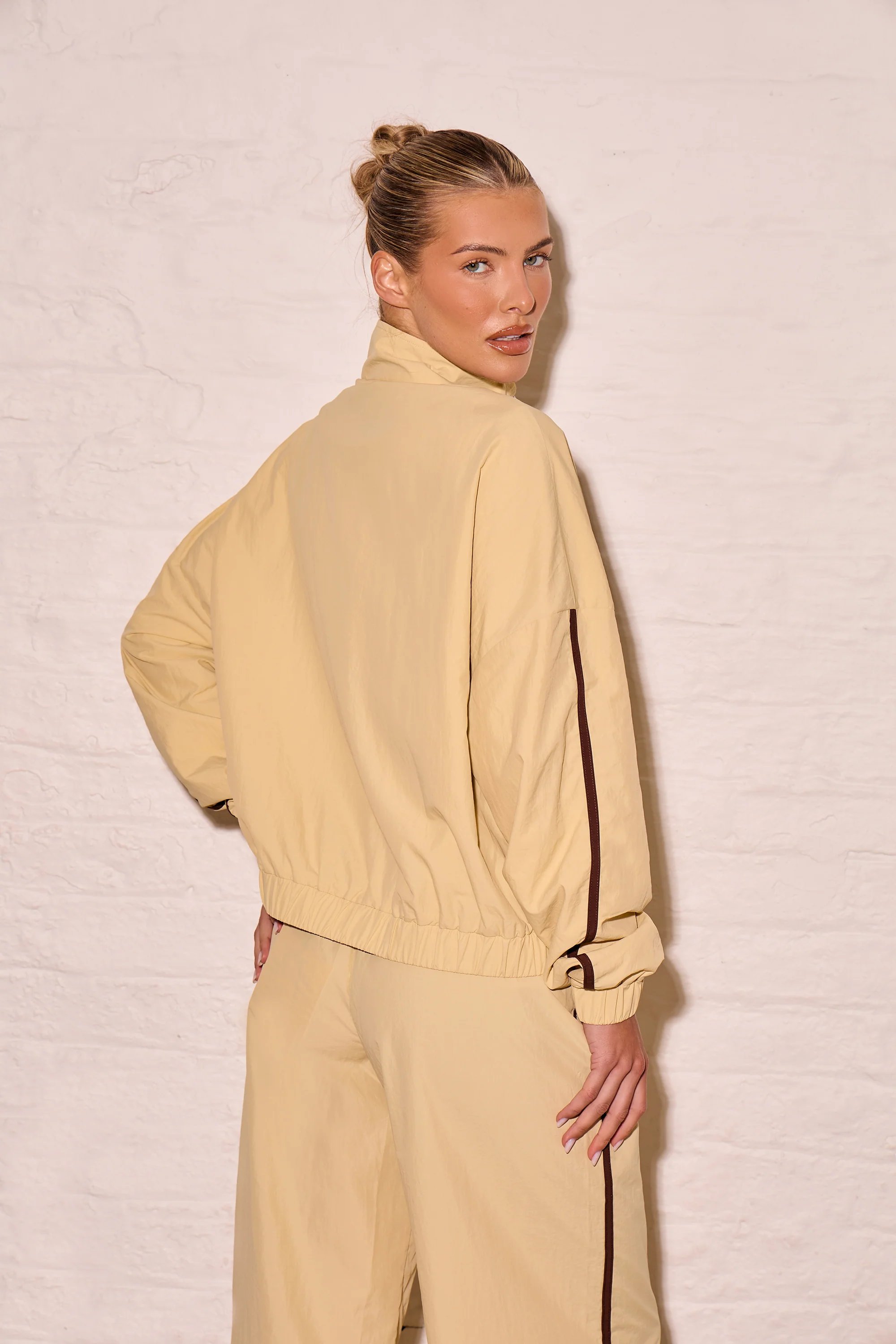 Kaiia Kaiia Woven Windbreaker Zip Up Jacket Yellow & Biscuit - 4