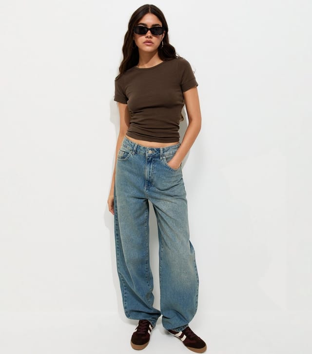 New Look Women's Dark Brown Cotton Rich Deep Cuff Fitted Crew Neck T-Shirt New Look - 3