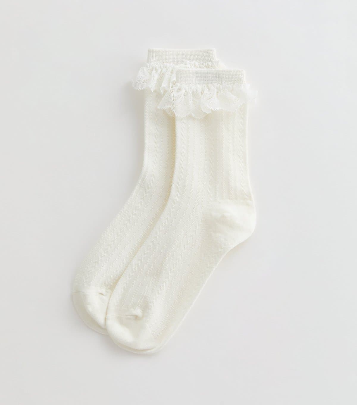 New Look Cream Cable Knit Frilly Trim Socks New Look