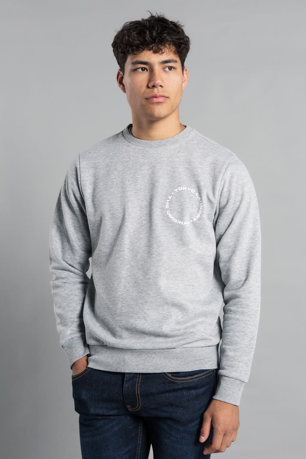 Tokyo Laundry Tokyo Laundry Men's Crew Neck Sweatshirt with Logo Print in Light Grey