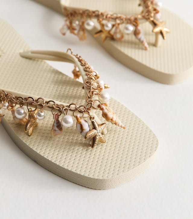 New Look Women's Off White Fishing Charm Flip Flops New Look - 3