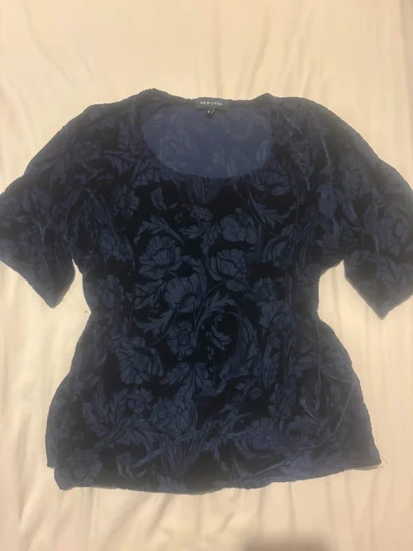 New Look Blue Floral Velvet Embossed New Look Top