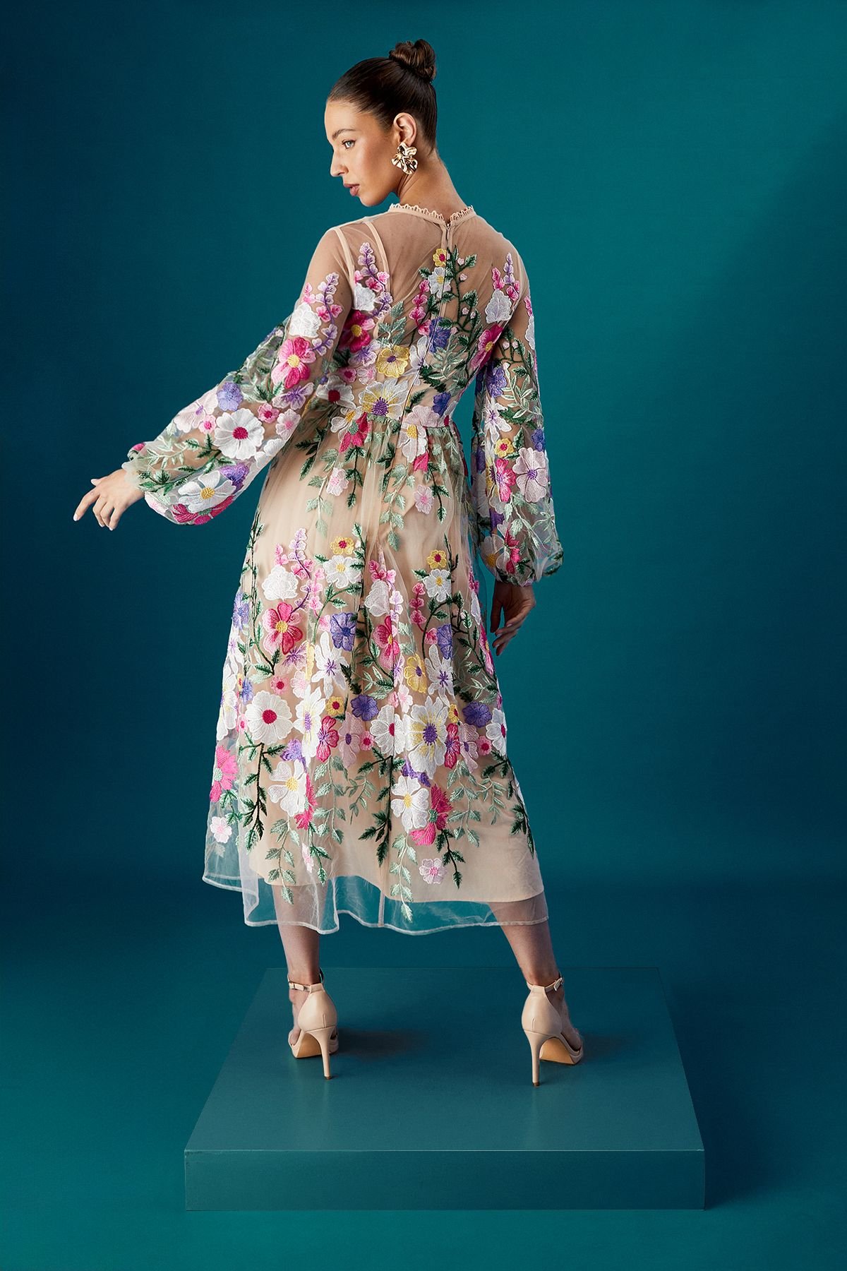 Coast Coast Women's Muse Long Sleeve Embroidered Maxi Dress - 3