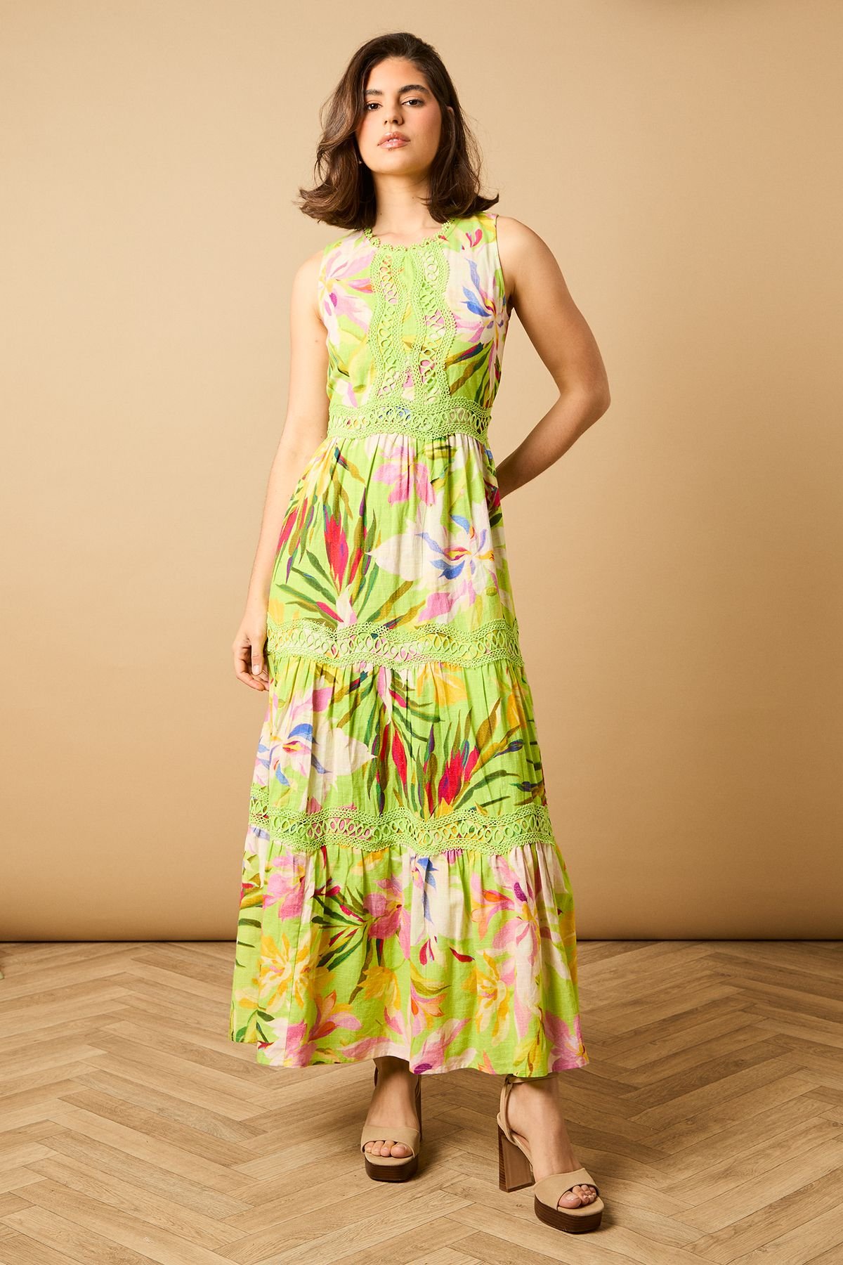 Oasis Oasis Women's Printed Lace Detail Keyhole Tiered Maxi Dress - 3