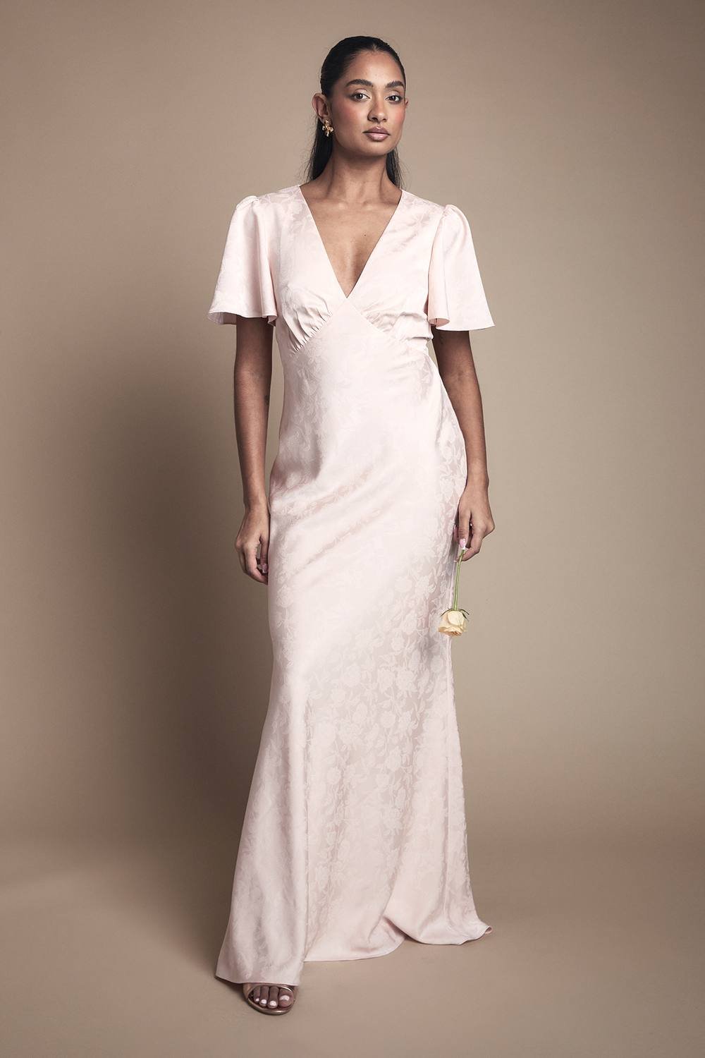 Oasis Oasis Women's Angel Sleeve Satin Jacquard Bridesmaid Maxi Dress in Blush - 2