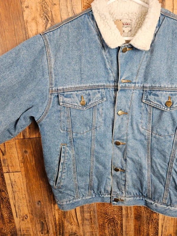 The Trader Jeans Co Vintage Trader Jeans Co. Sherpa Lined Denim Jacket – Blue – 90s Style – Size L