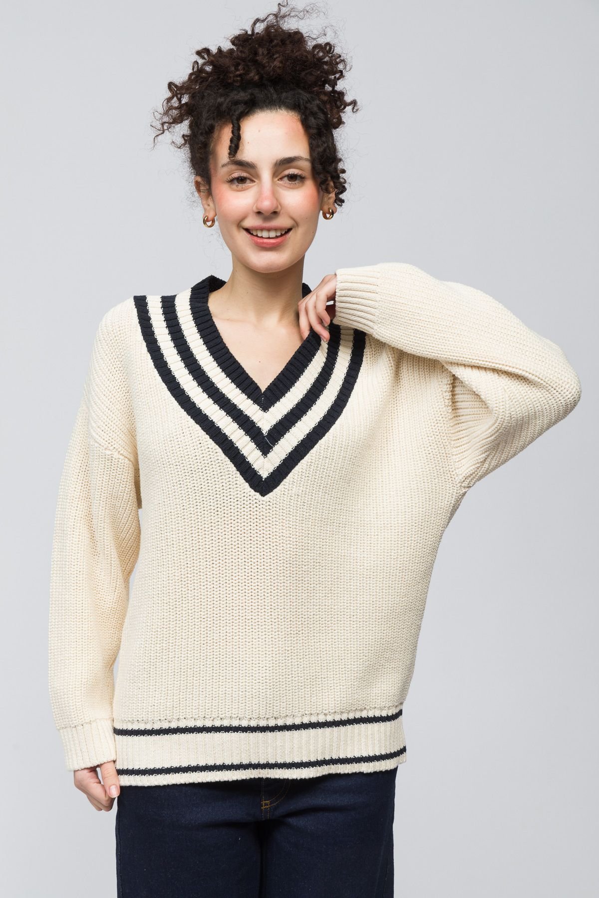 Dexia Dexia Women's Modern Ecru Jumper with Refined Finishing - 2