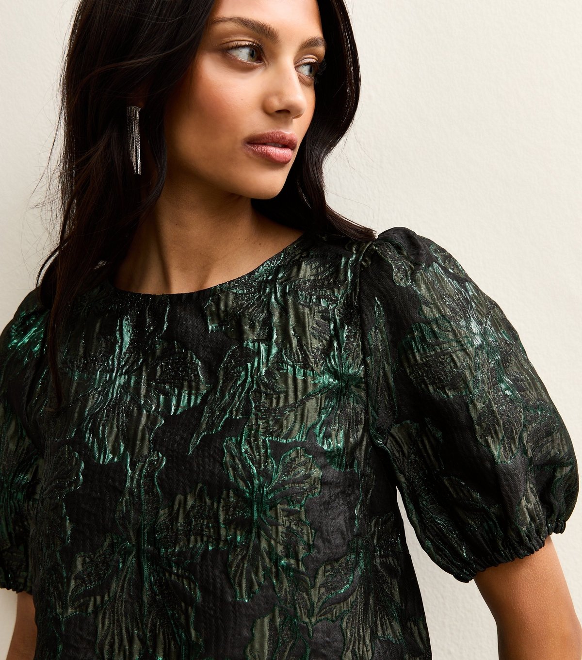 New Look Women's Dark Green Floral Jacquard Short Sleeve Top New Look - 3