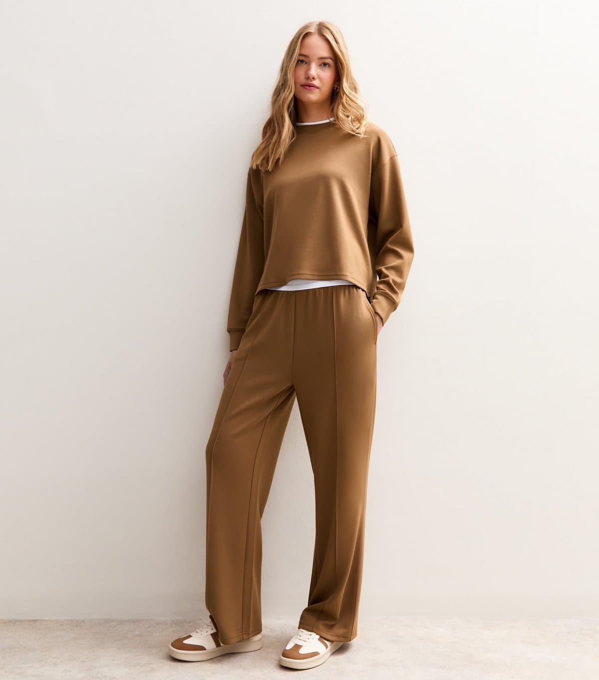 New Look Women's Premium Camel Elasticated Waist Wide Leg Joggers New Look