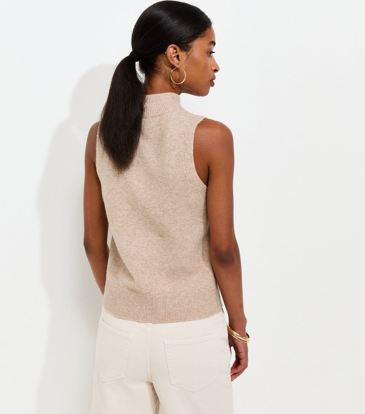 New Look Women's Oatmeal Knitted High Neck Tabard Vest New Look - 4