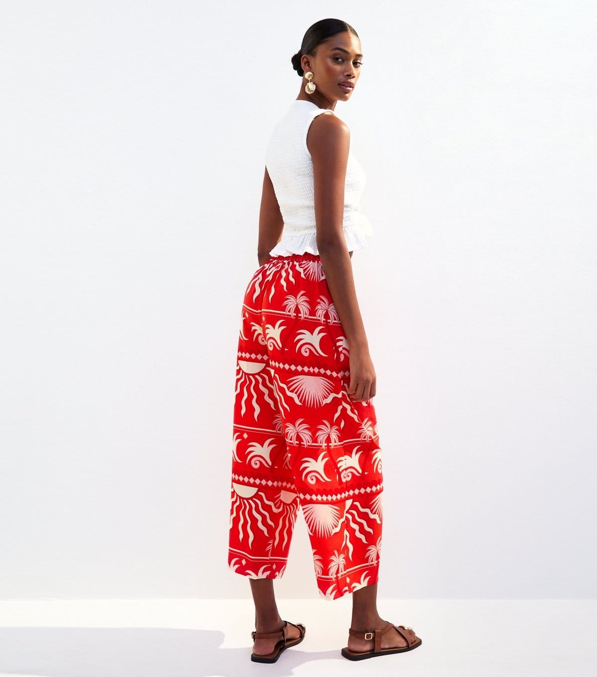 New Look Women's Red Lightweight Sun Palm Tree Print Crop Trousers New Look - 4