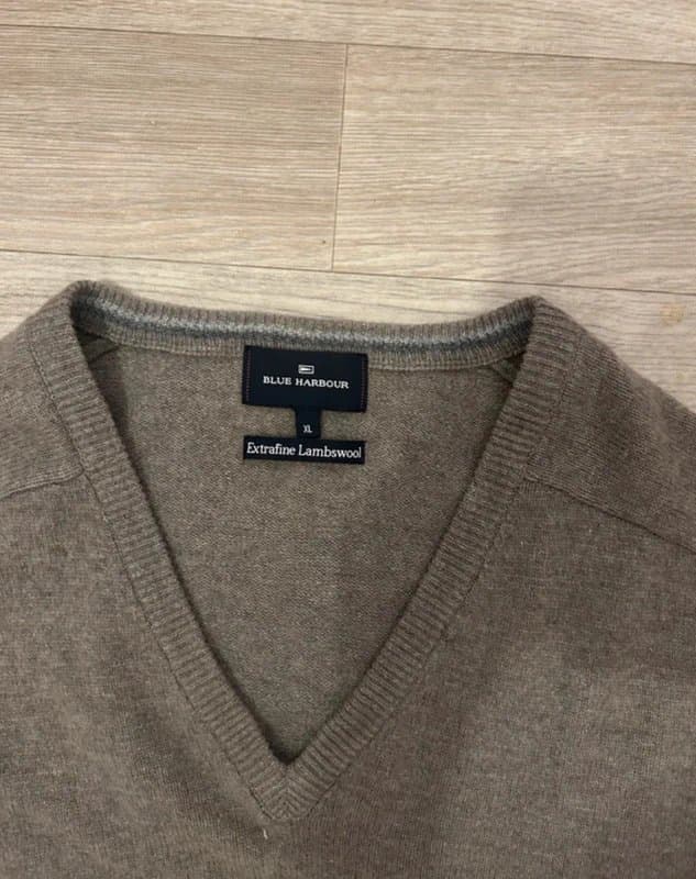 Blue Harbour M&S Blue Harbour Taupe Brown Extrafine Lambswool V-Neck Jumper Sweater XL