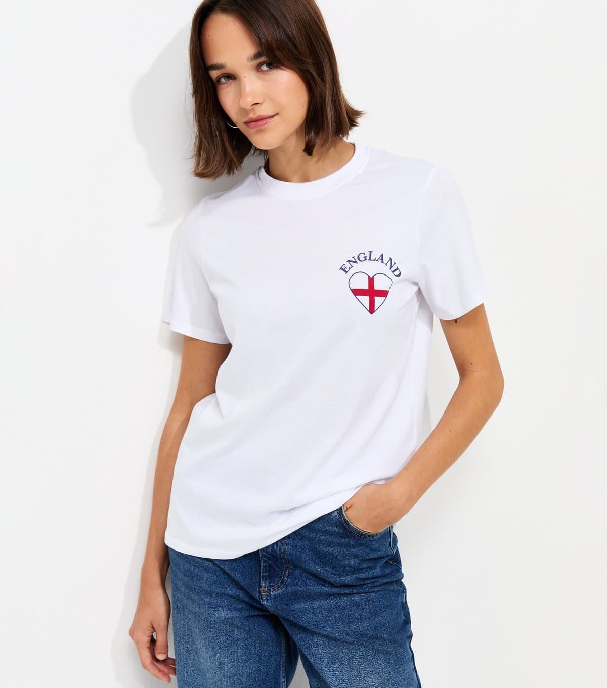 New Look Women's White Cotton England Heart Print Relaxed T-Shirt New Look