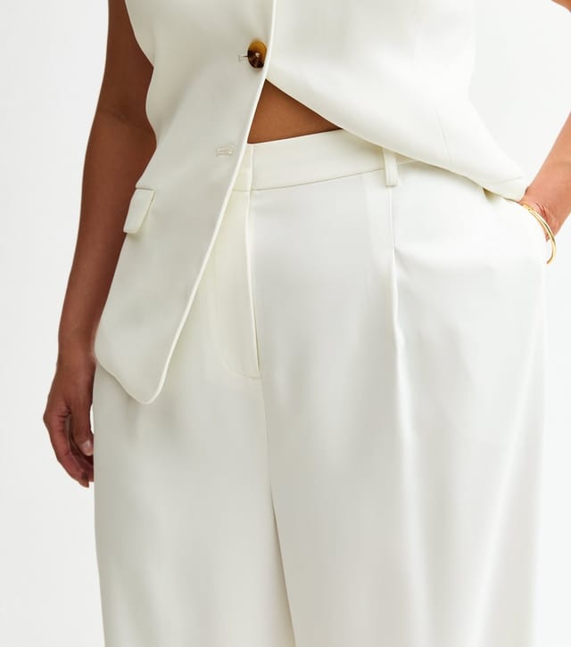 New Look Women's Plus Size White Wide Leg Tailored Trousers Curves New Look - 2