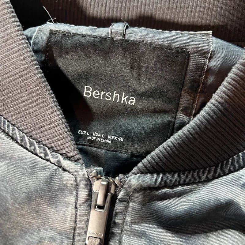 Bershka Bershka cropped and boxy baggy grey bomber jacket