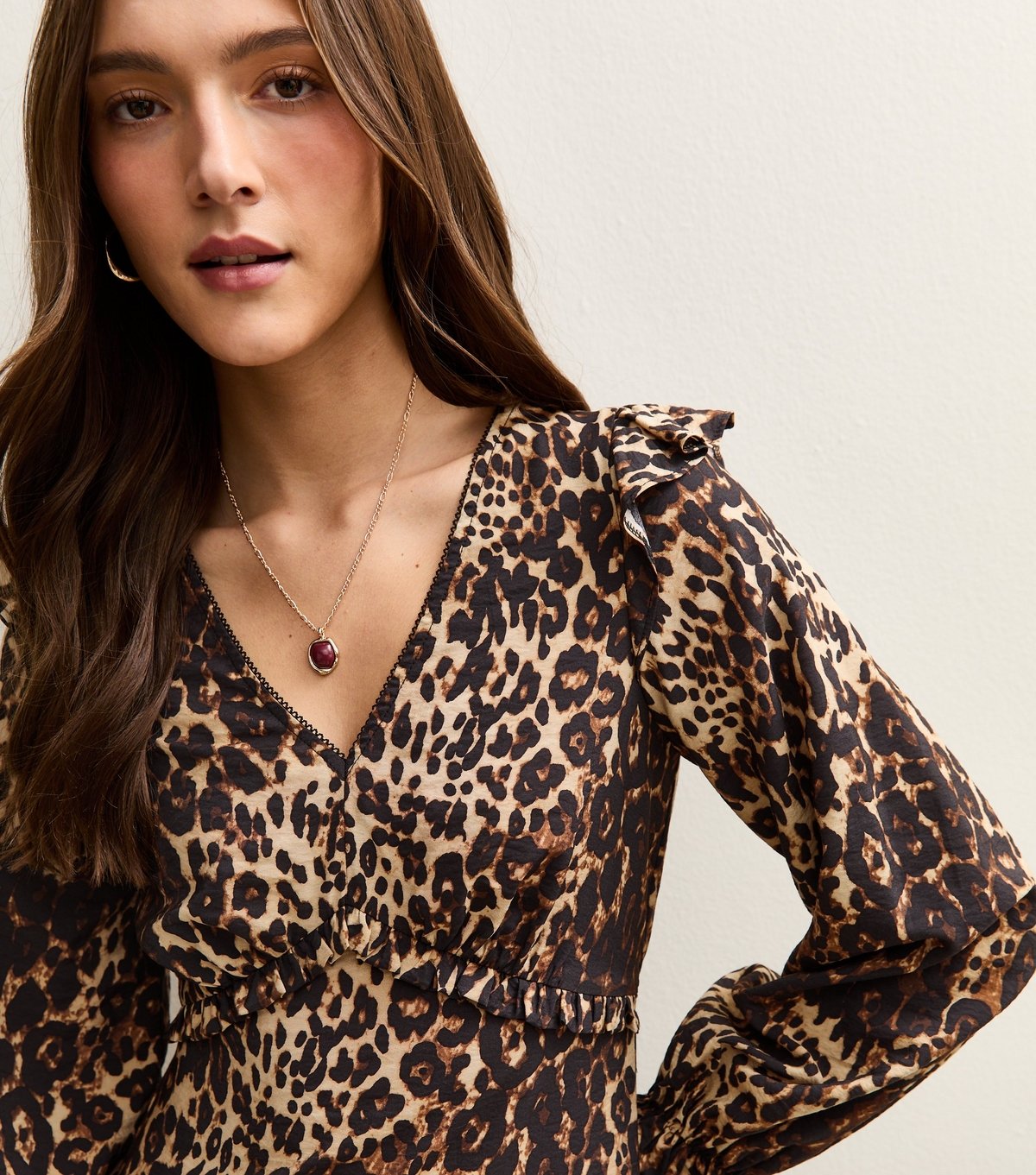 New Look Women's Brown Animal Print Frill Shoulder Midi Dress New Look - 2