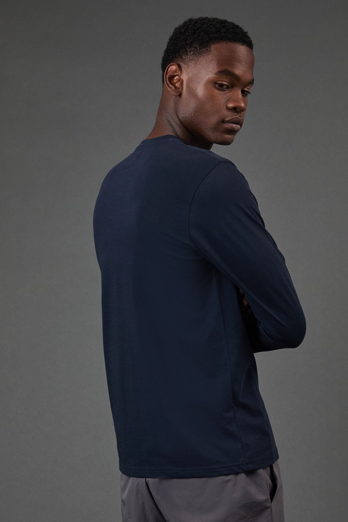 Burton Burton Men's Navy Long Sleeve Grandad Neck T-Shirt - 3