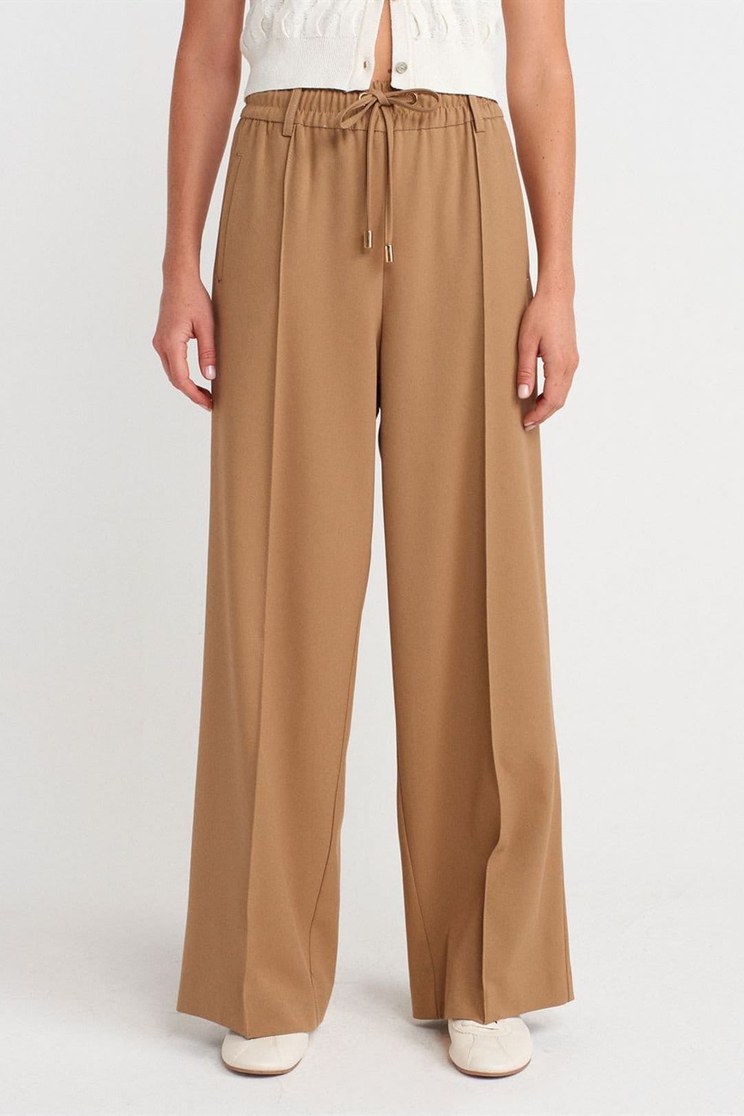Dilvin Dilvin Women's Wide-Leg Crepe Trousers With Drawstring Waist in Camel - 4